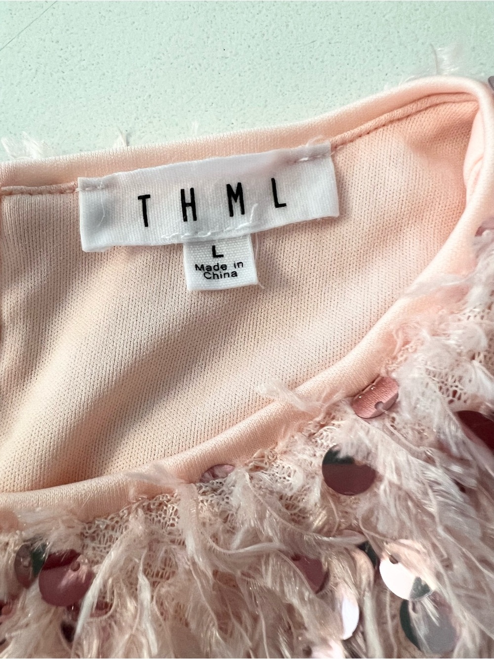 THML Pink Sequin Fringe Feather Textured Party Top Blouse Large - Picture 3 of 9